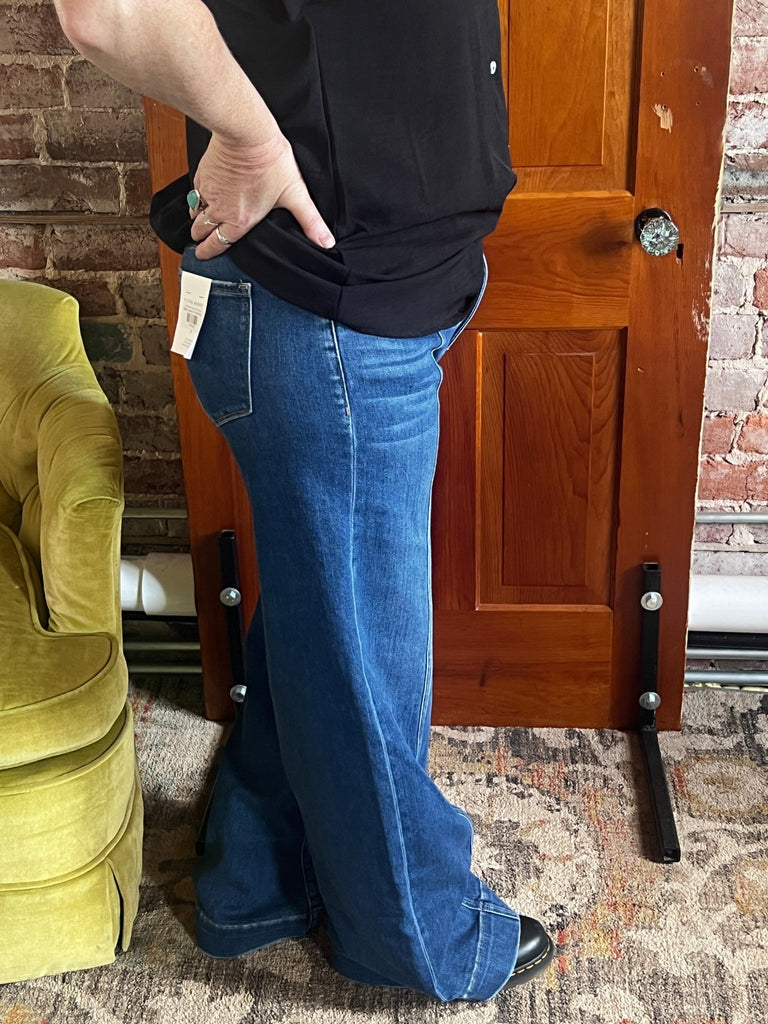 FLYING MONKEY WIDE LEG JEANS "DON'T SPEAK" - Main Street Threads