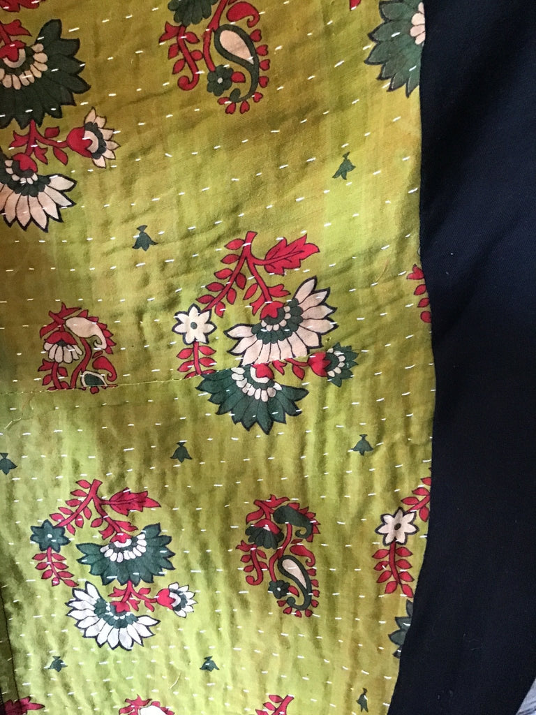 Lainey Wilson kantha poncho - Main Street Threads