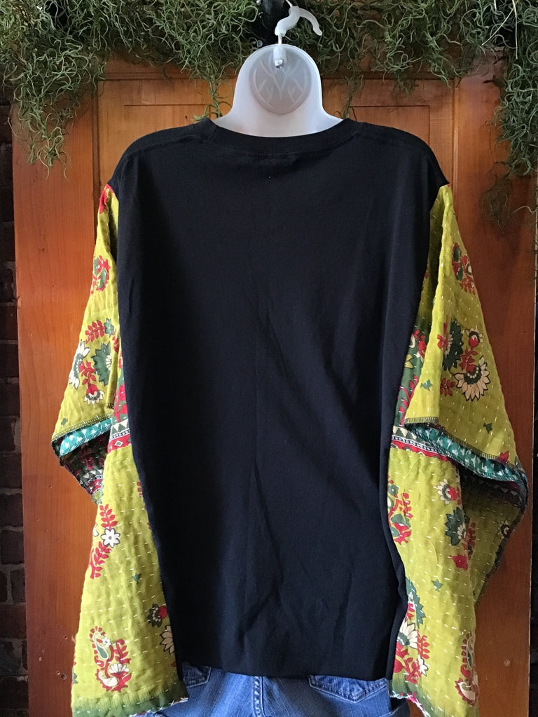 Lainey Wilson kantha poncho - Main Street Threads