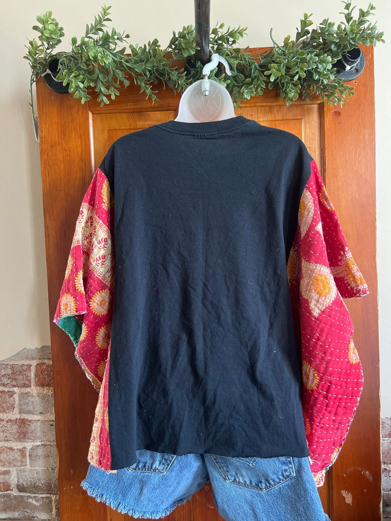 Queen w/ Adam Lambert kantha poncho - Main Street Threads