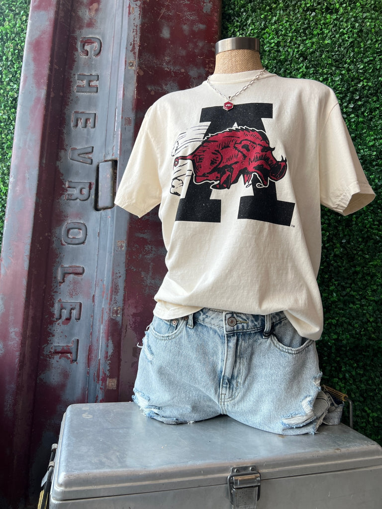 Red & Black 1964 Hogs graphic tee - Main Street Threads