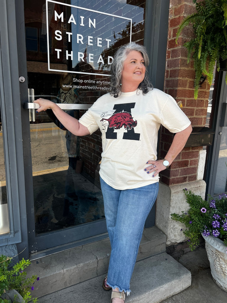 Red & Black 1964 Hogs graphic tee - Main Street Threads