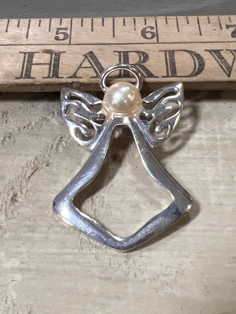 Vintage Christmas pin - brooch - Main Street Threads