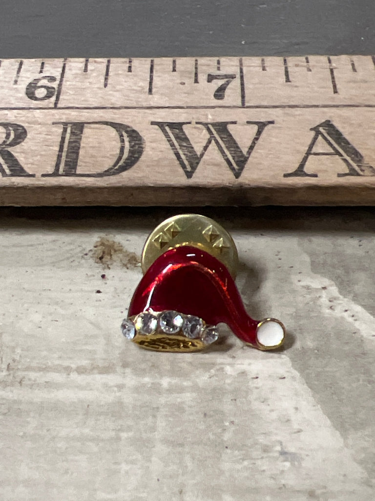 Vintage Christmas pin - brooch - Main Street Threads