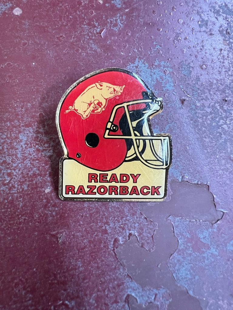 Vintage Hogs pin - brooch - Main Street Threads