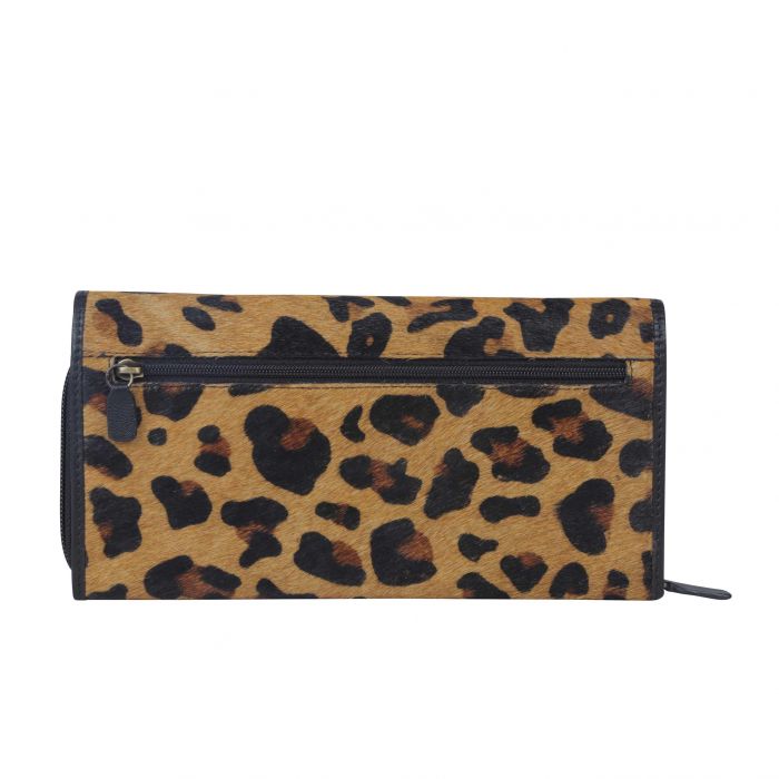 MYRA GENTEEL LEOPARD PRINT WALLET - Main Street Threads